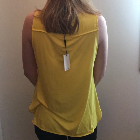 XS Calvin Klein Blouse - Picture 4 of 4